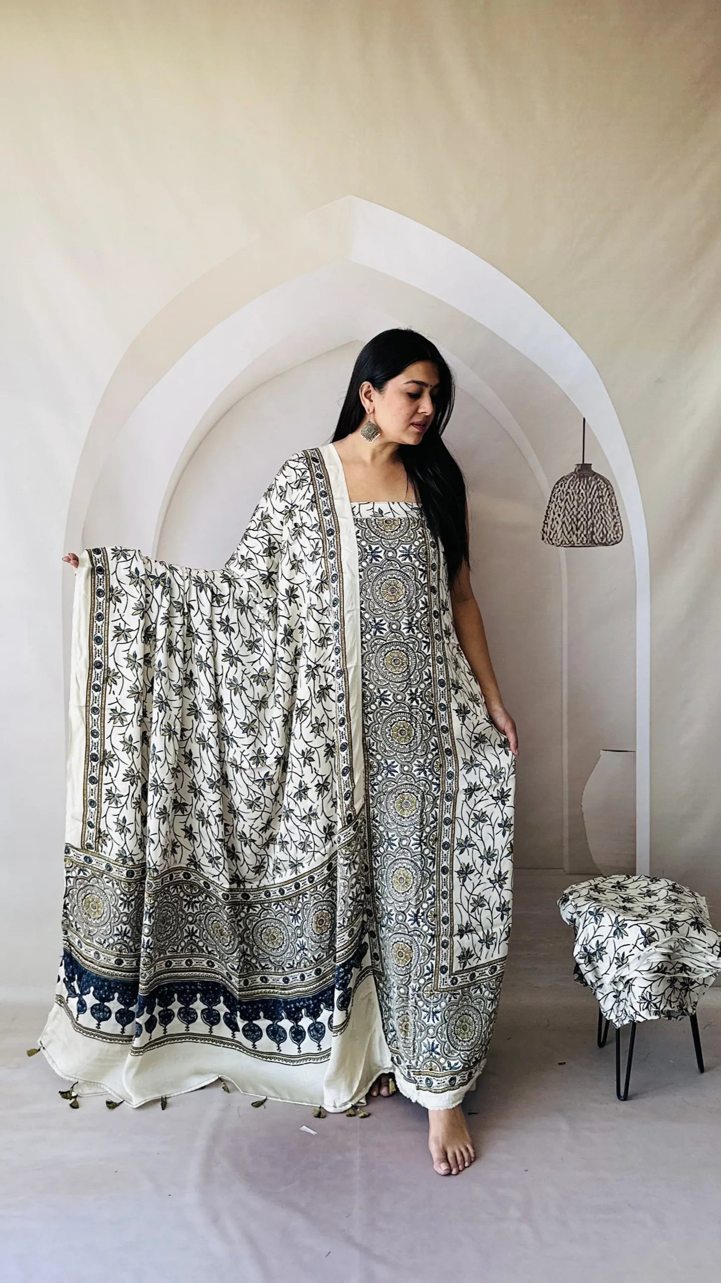 Ajrakh Modal Silk Natural Hand Block Print 3Pcs Suit - off white 